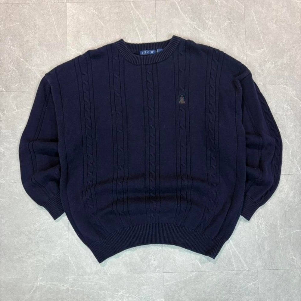 1990's Navy blue Izod cable knit sweater Size L #preppy #knitwear